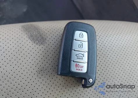 2012 Hyundai Genesis 3.8 из США, поврежденный, VIN KMHGC4DD3CU201622